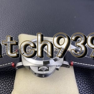 VS  PAM 1025